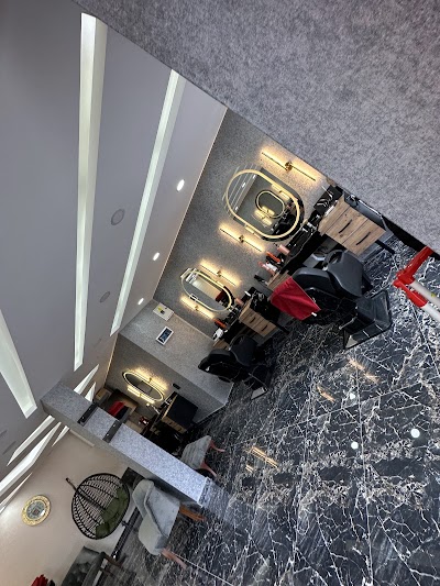 Legendary Barber — kare 5