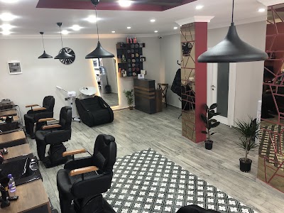SALON 617 — kare 2