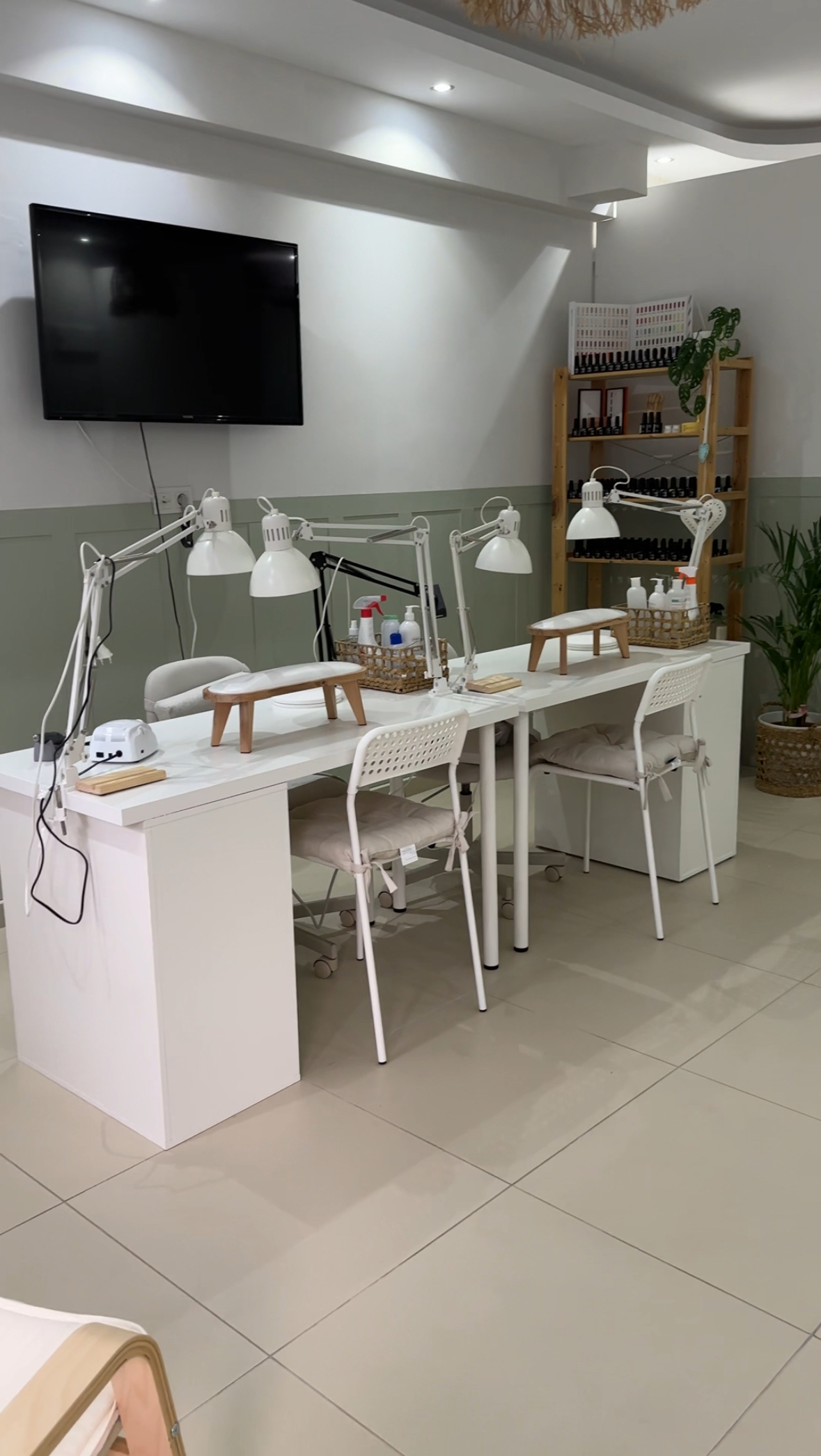 Merve Yıldız Nail Studio — salondan bir kare