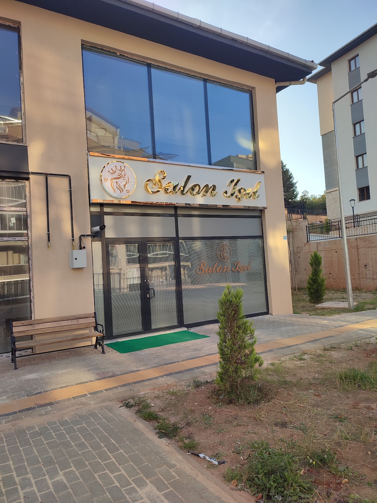 salon ışıl — salondan bir kare