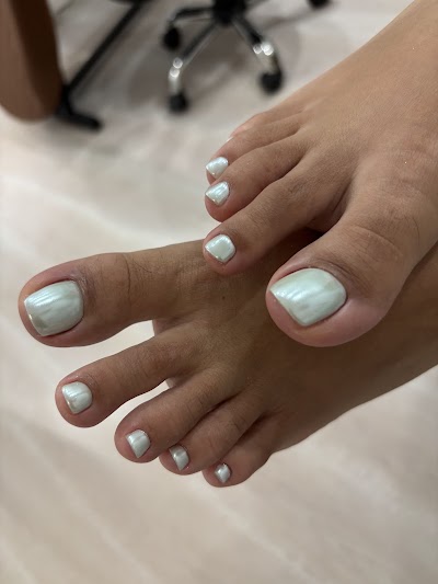 Firuze nail studio — kare 4
