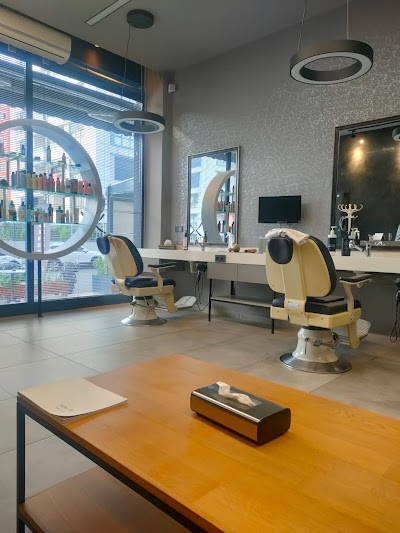 THE BARBER YNS — kare 2