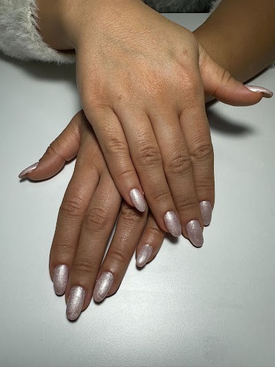 Jüliet Nail Lounge — kare 2