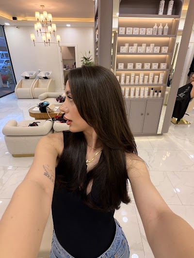 Ref Hair Studio — kare 4