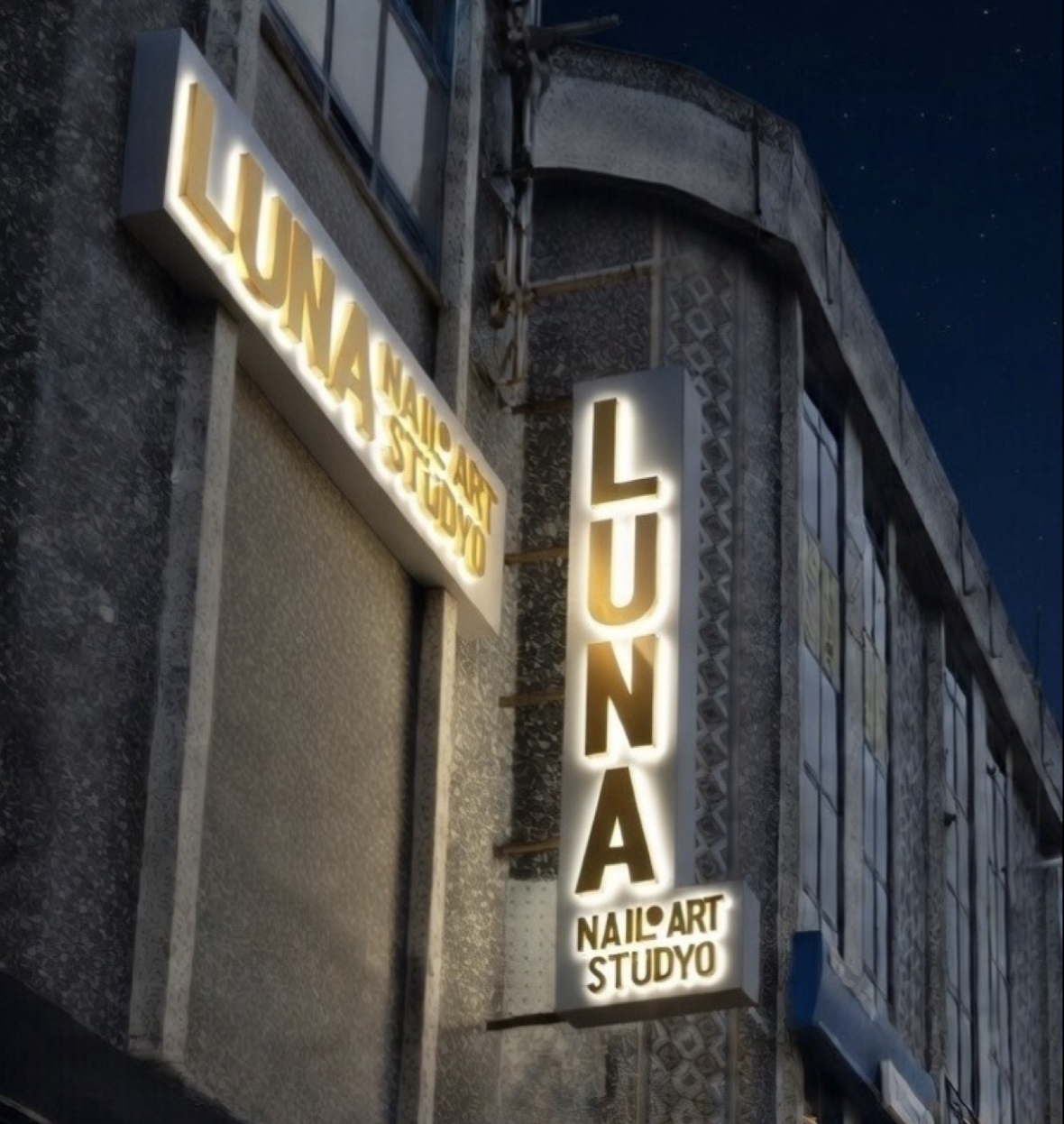 Luna nail art studio — salondan bir kare