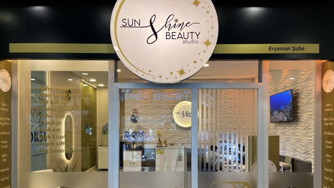Eryaman Protez Tırnak Kalıcı Oje Sunshine Beauty Studio — salondan bir kare