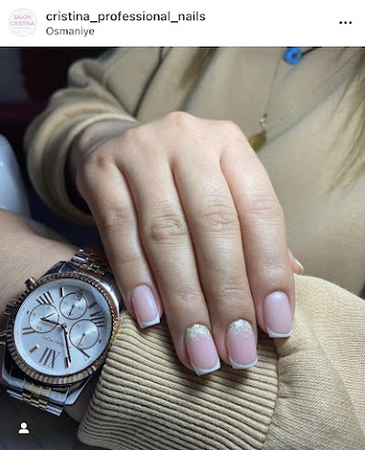 Cristina nail studio — kare 4