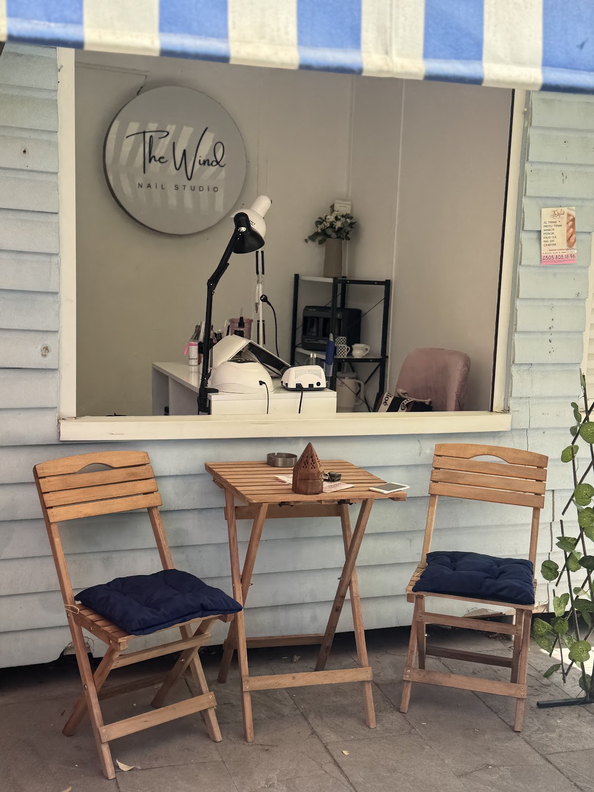 The wind nail studio — salondan bir kare