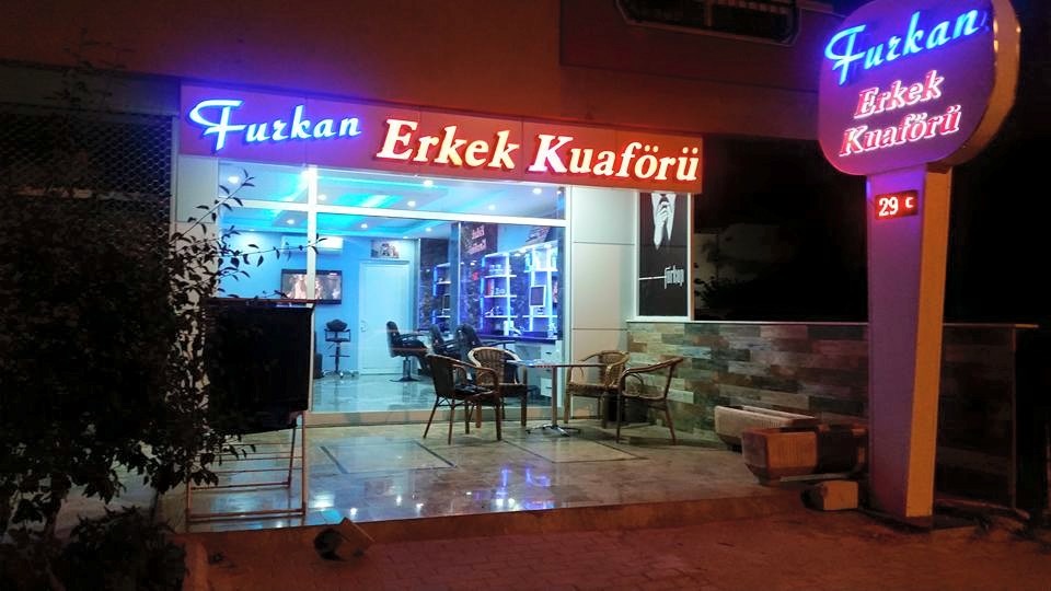 Furkan Erkek Kuaförü — salondan bir kare