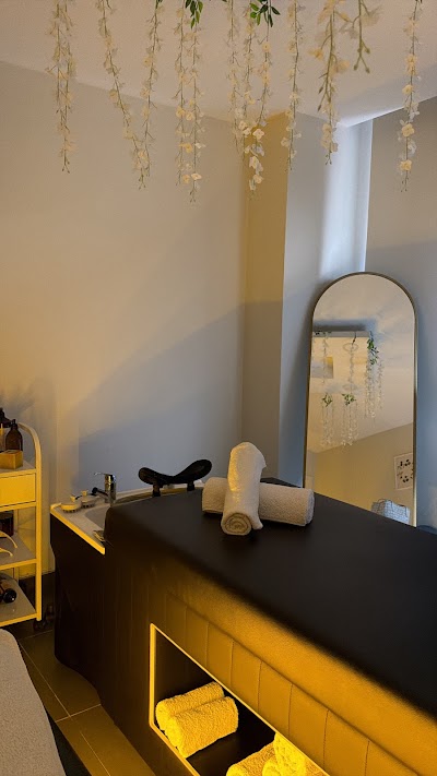 Shining Beauty Wellness — kare 5