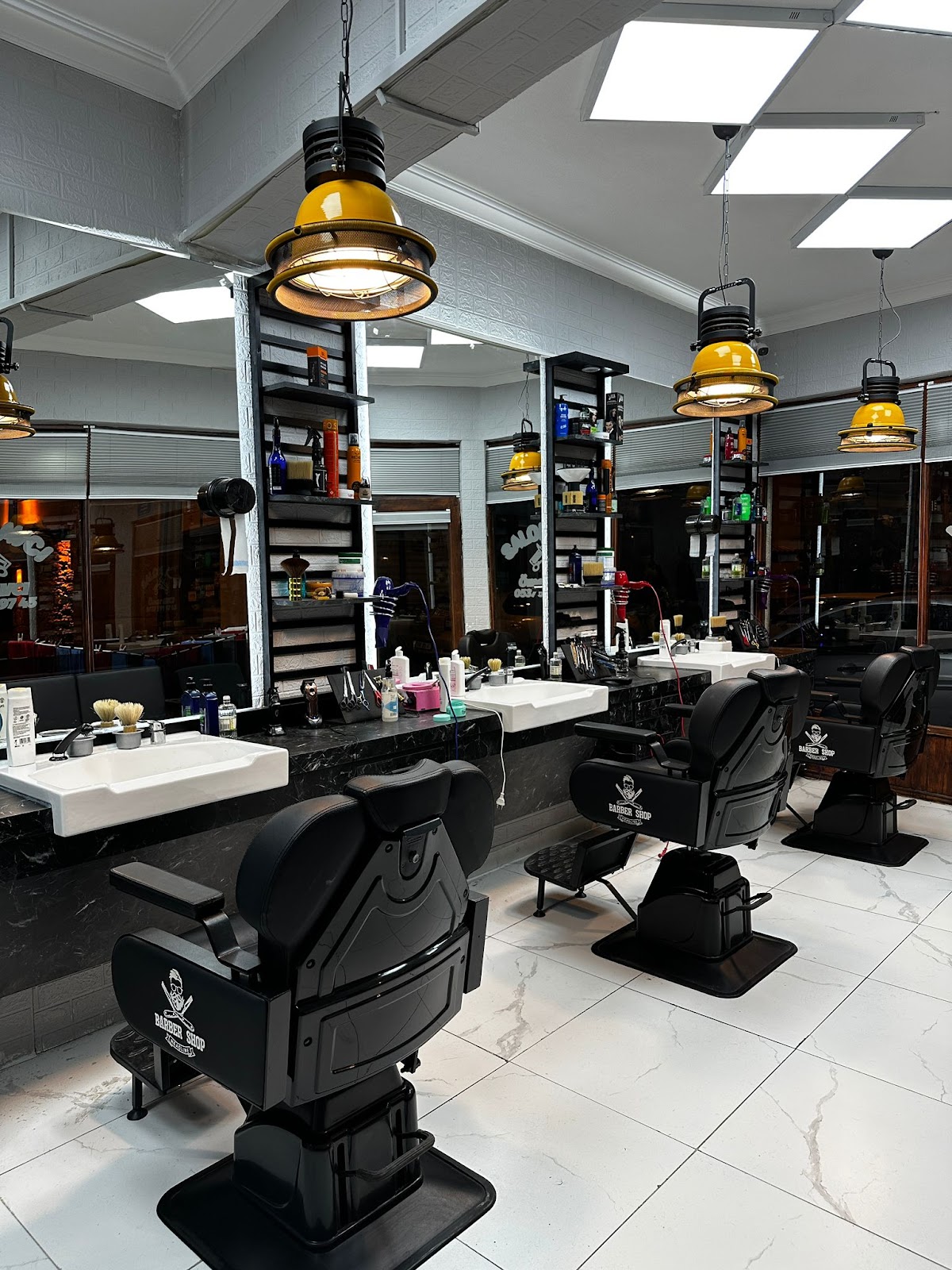 Salon Avcı — salondan bir kare