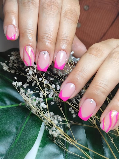 Nil Ada Beauty Center — kare 5